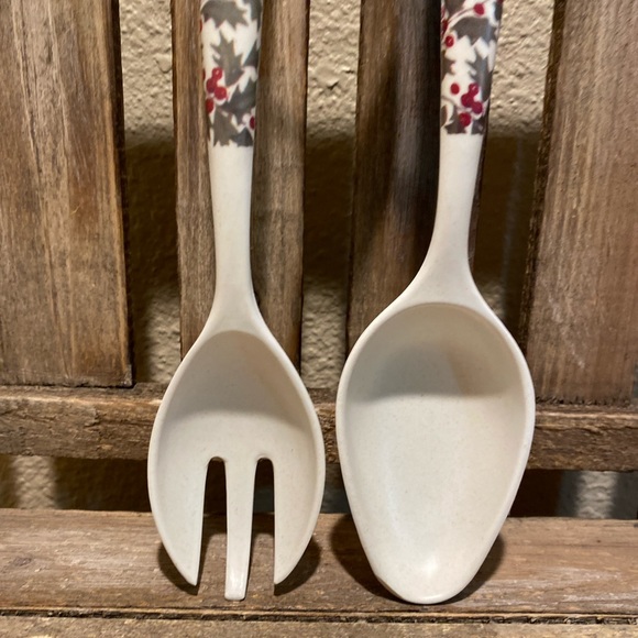 Christmas Red Berry & Green Holly Serving Spoon & Serving Fork Set Of 2 - Picture 7 of 16